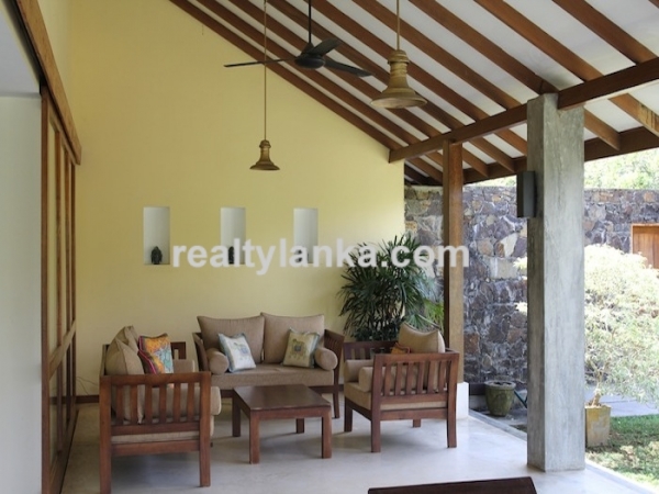 Secluded Villa in midst of a cinnamon Plantation