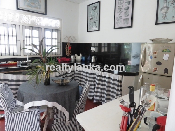 Small Villa In Habaraduwa