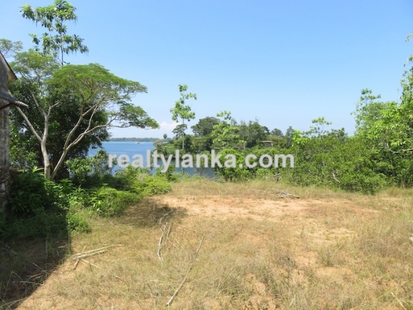 Property with Breathtaking View Of Koggala Lake