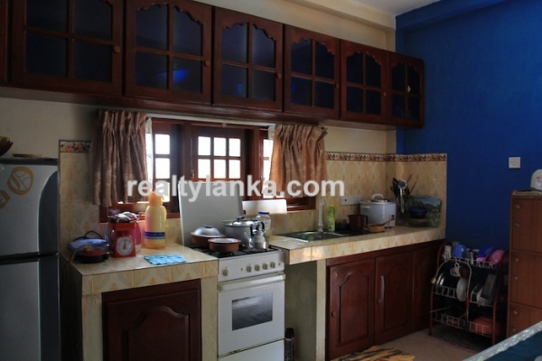 Small Villa In Hikkaduwa