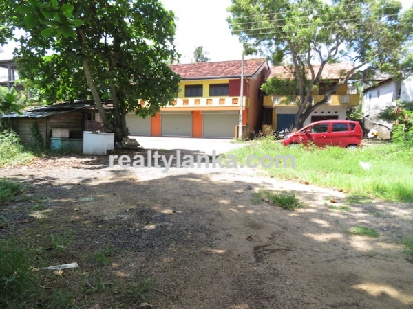 12M Beachfront Property In Dickwella