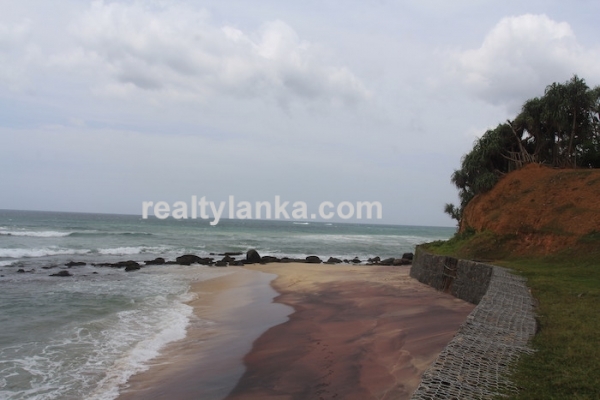 Elevated Beach Property In Dickwella